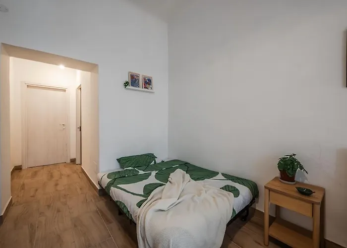 The Natural Spot - Design District Daire